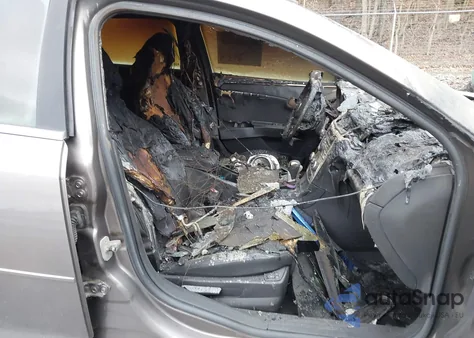 2011 Chevrolet Malibu 2Lt from USA, damaged, VIN 1G1ZD5E16BF154327